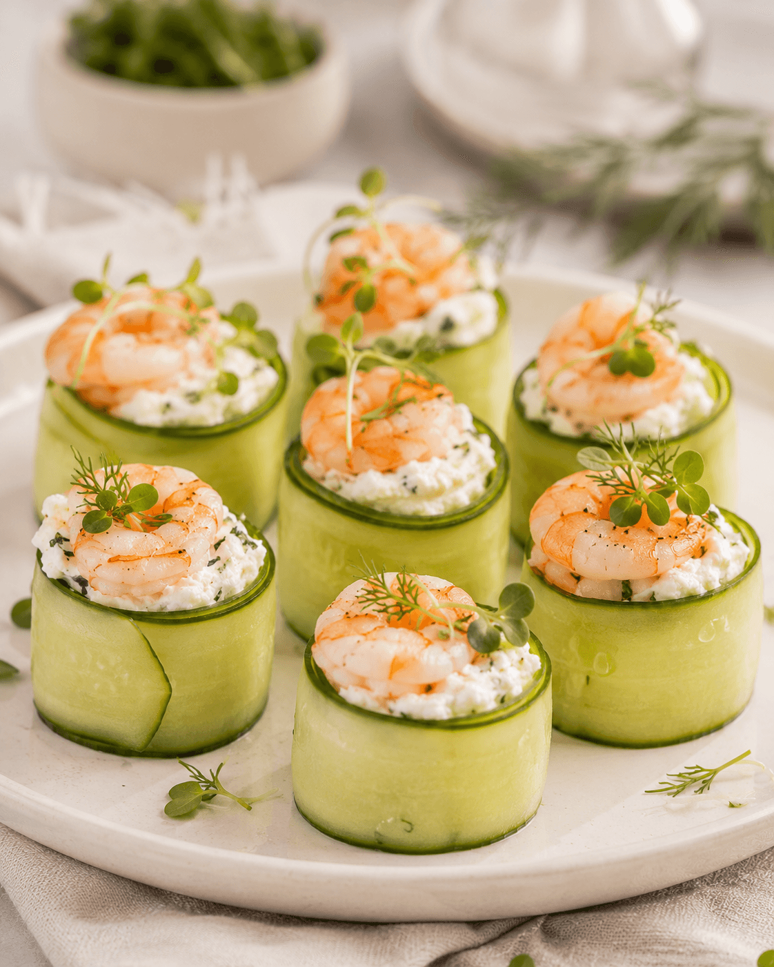 Cucumber and feta roll with shrimp