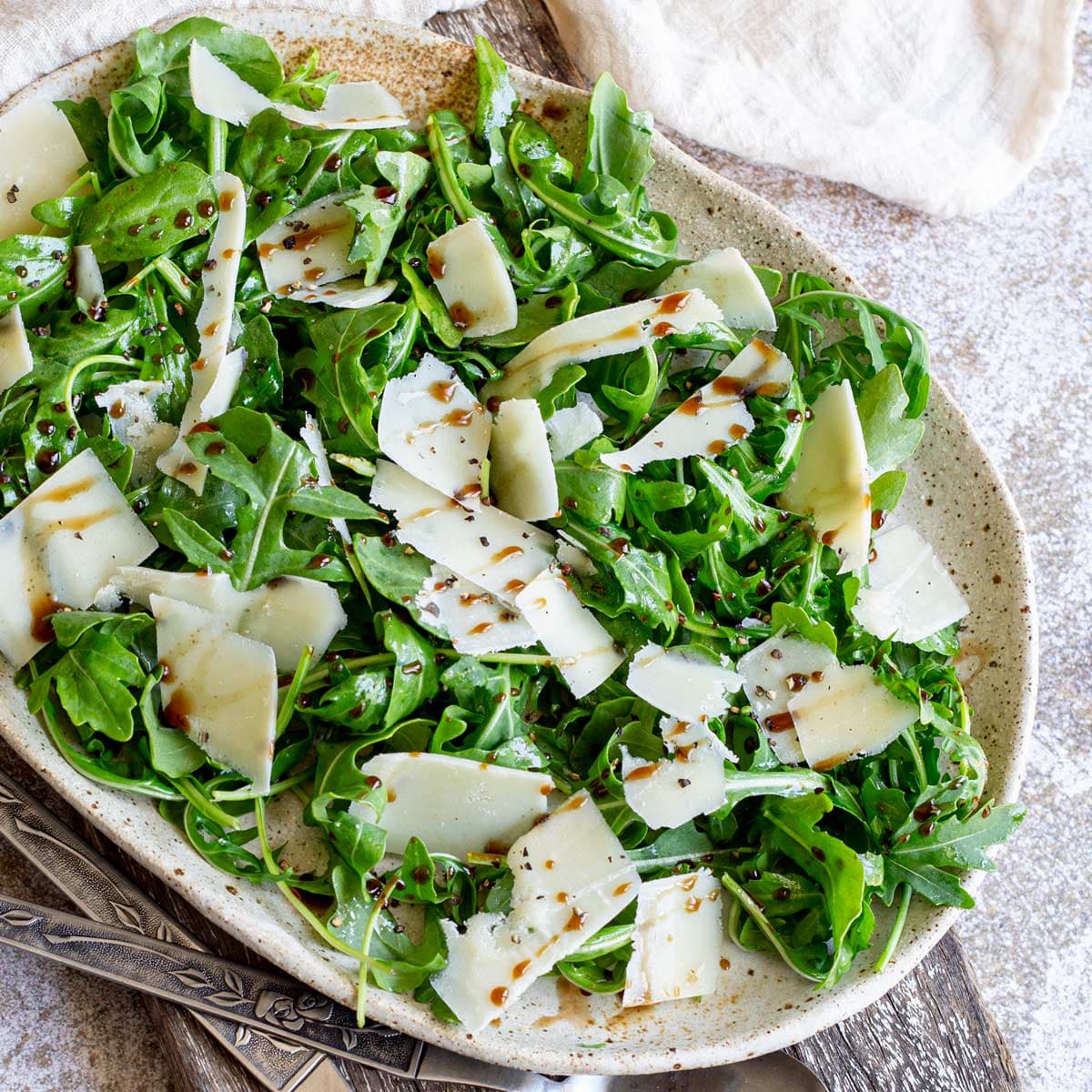 Served with: Special BBQ Bread & Rocket Salad